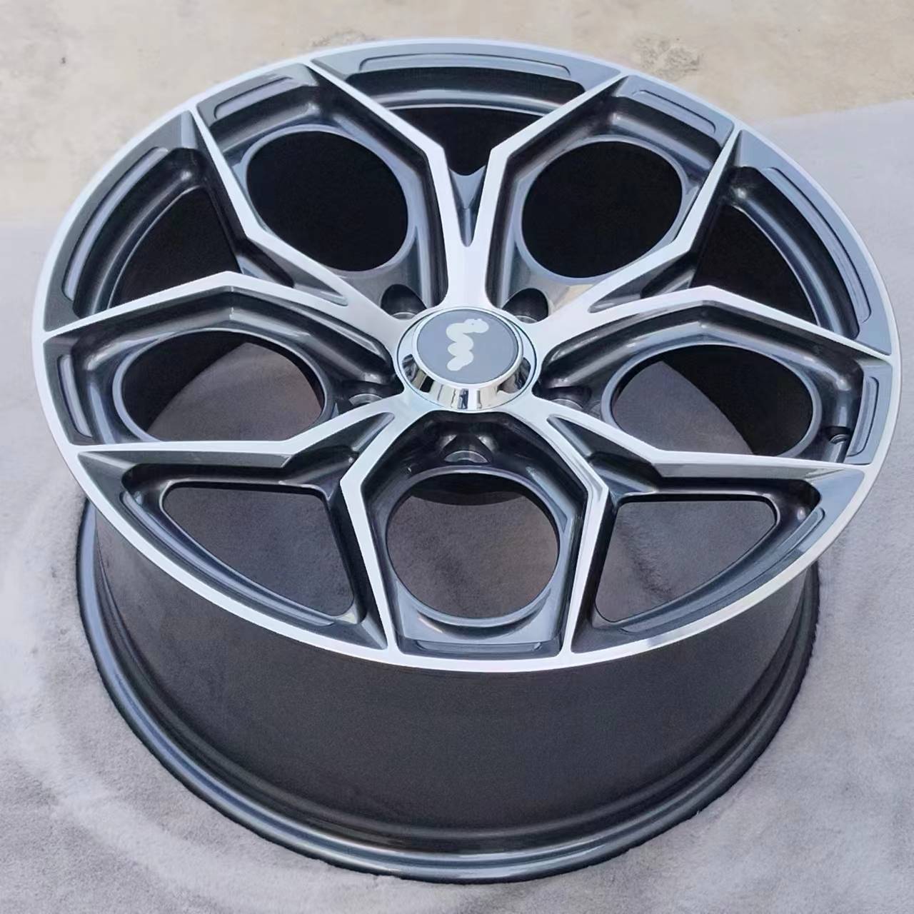 (Cast wheels) (POA) Design & Cost According To Availability ( sold per wheel )