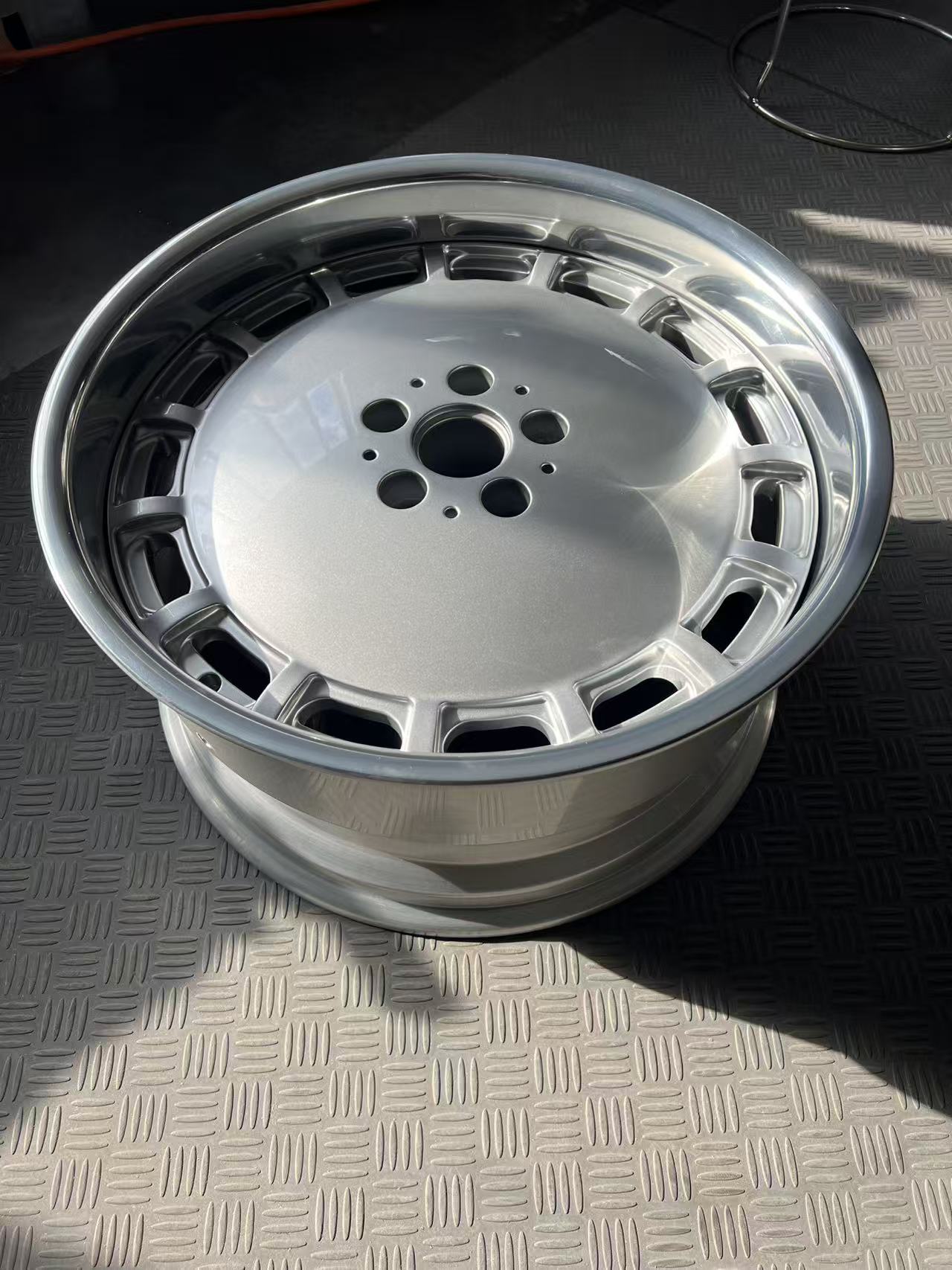 Original Merc 380 SEC 2 piece with polished barrel Forgia Forged Wheel