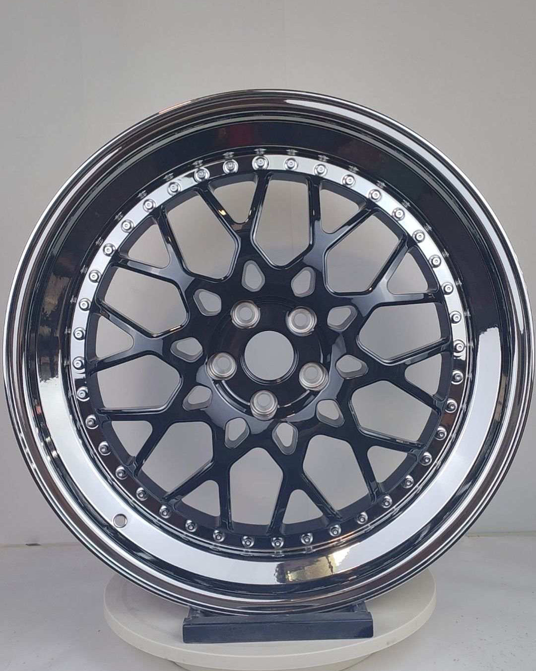 Merc C63 3 piece wheel (Fliora)(priced per wheel)