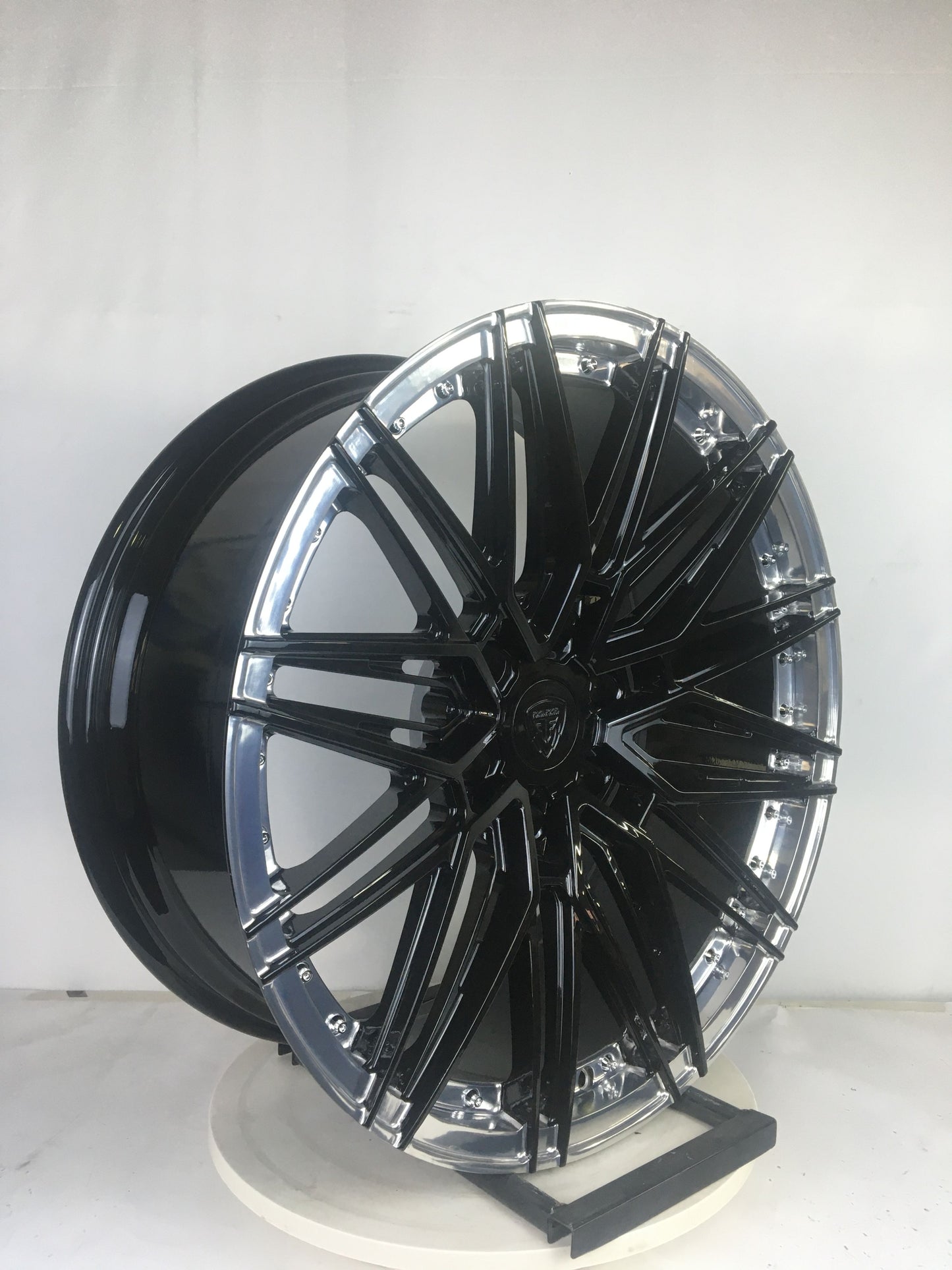 Amarok Monoblock Forged Wheel Sebatio (Price Per Rim)