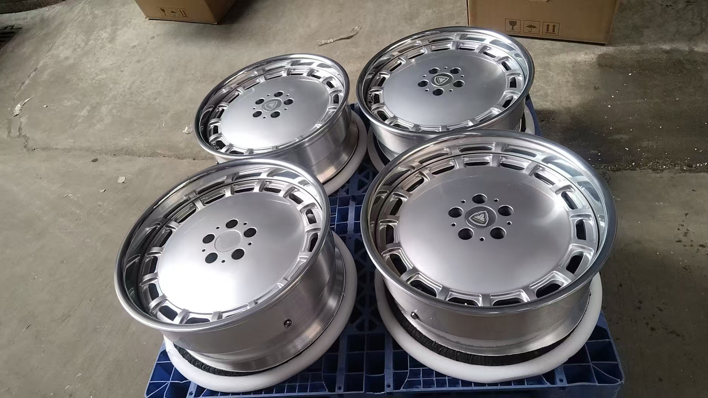 Original Merc 380 SEC 2 piece with polished barrel Forgia Forged Wheel