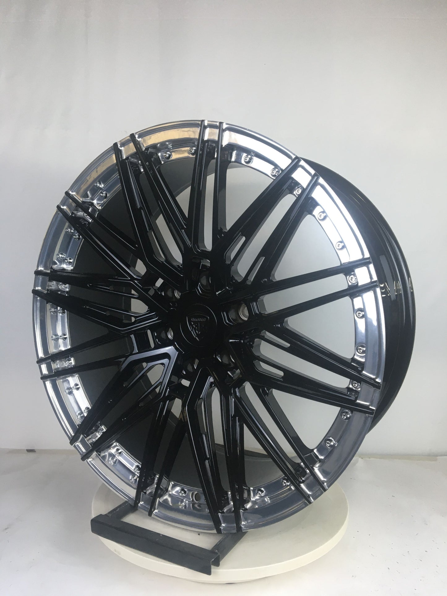 Amarok Monoblock Forged Wheel Sebatio (Price Per Rim)