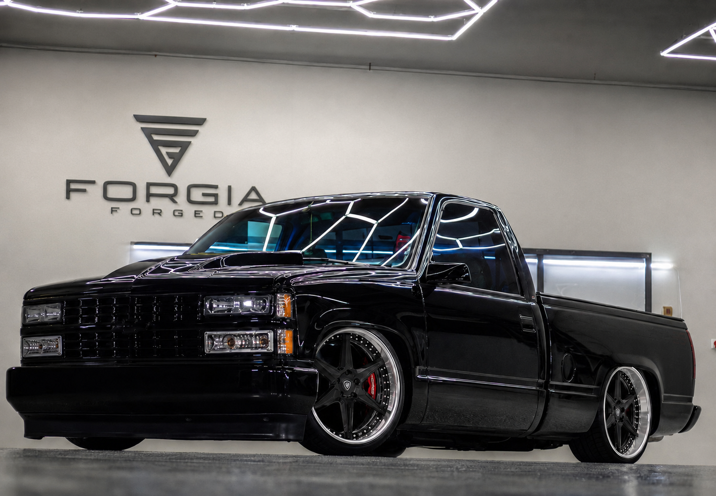 Chevrolet Silverado Scaramanga Forgia Forged 22 inch built for air suspension ( priced Per set) (Copy)