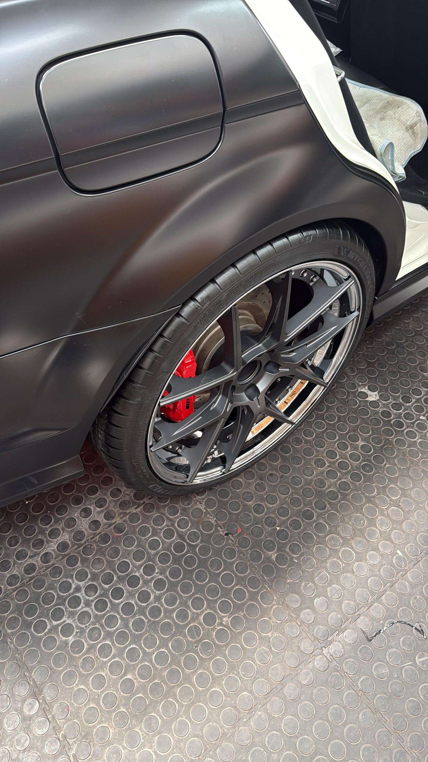 Mercedes C63 BR204 2 Piece Forgia Forged  Wheel Hannigen Series