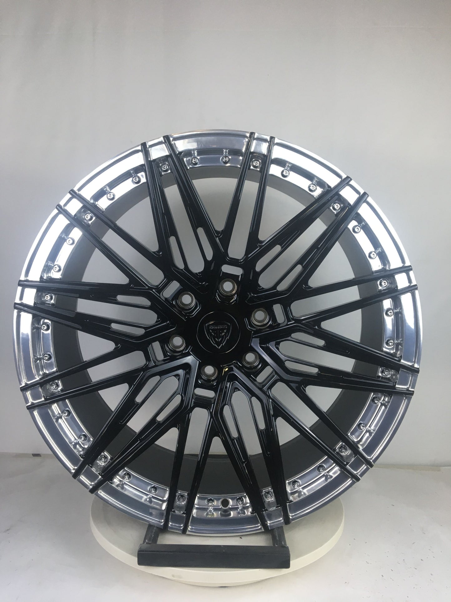 Amarok Monoblock Forged Wheel Sebatio (Price Per Rim)